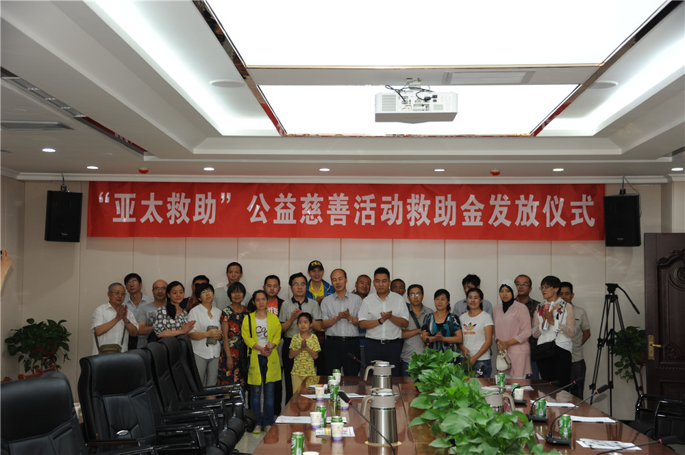 ����esball���Ŵ��ĳ���Ϊ�����͡�esball��������������˶���һ�ξ����𷢷�Բ��˳��