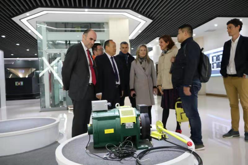 �������������п�����������esball����Դ������